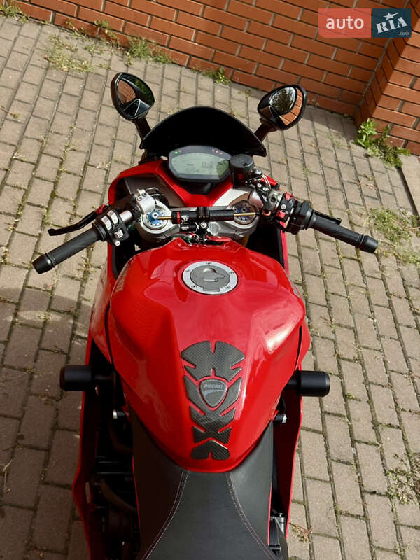 Спортбайк Ducati Supersport 2020 в Киеве фото 4 Спортбайк Ducati Supersport 2020 в Киеве