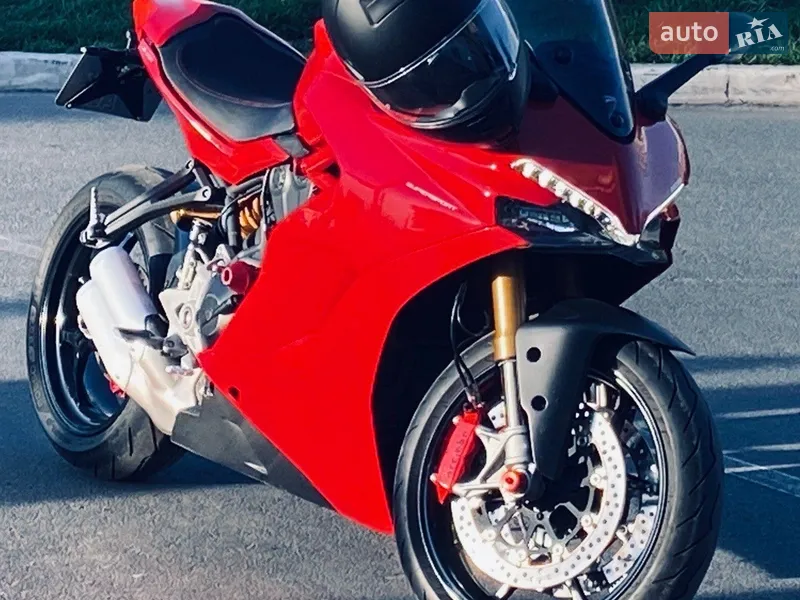 Ducati Supersport 2018