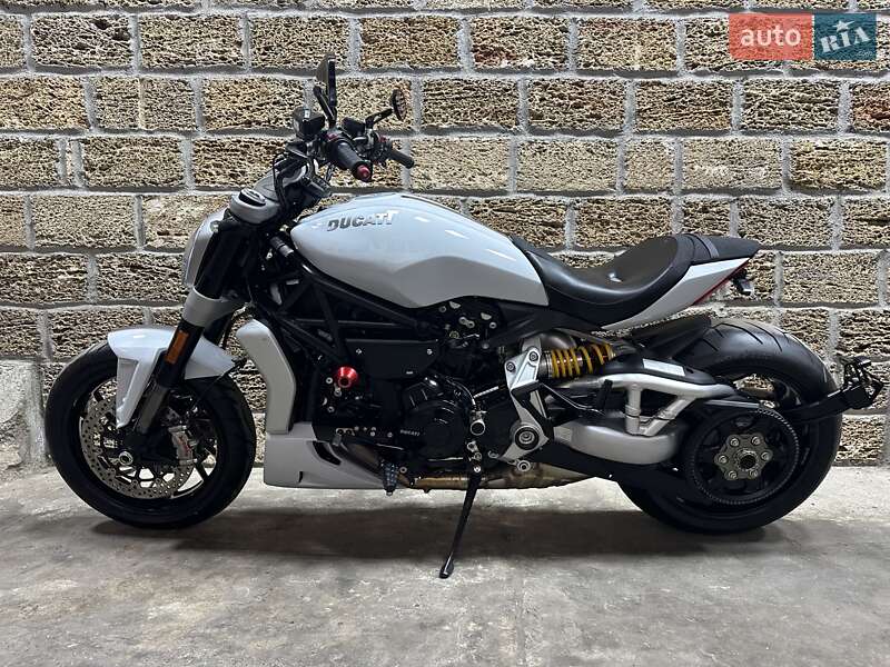 Мотоцикл Без обтекателей (Naked bike) Ducati XDiavel 2018 в 