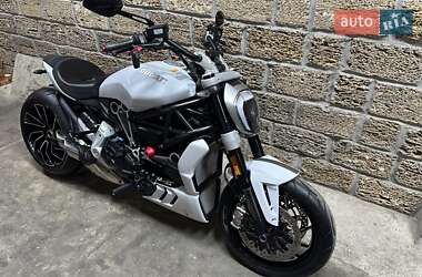 Мотоцикл Без обтекателей (Naked bike) Ducati XDiavel 2018 в 