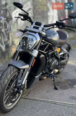 Мотоцикл Круізер Ducati XDiavel 2019 в 