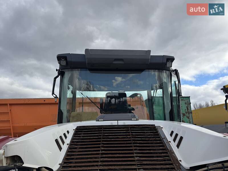 Каток грунтовый Dynapac CC 2020 в Каменском