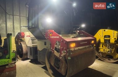 Дорожній каток Dynapac CC 2020 в Дніпрі