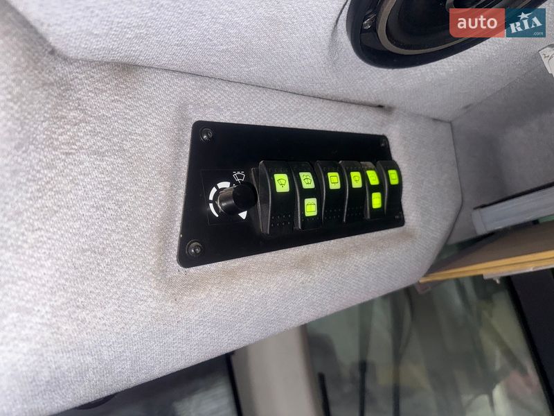 Дорожній каток Dynapac CC 2020 в Дніпрі