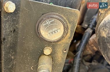 Дорожній каток Dynapac CC 2000 в Києві