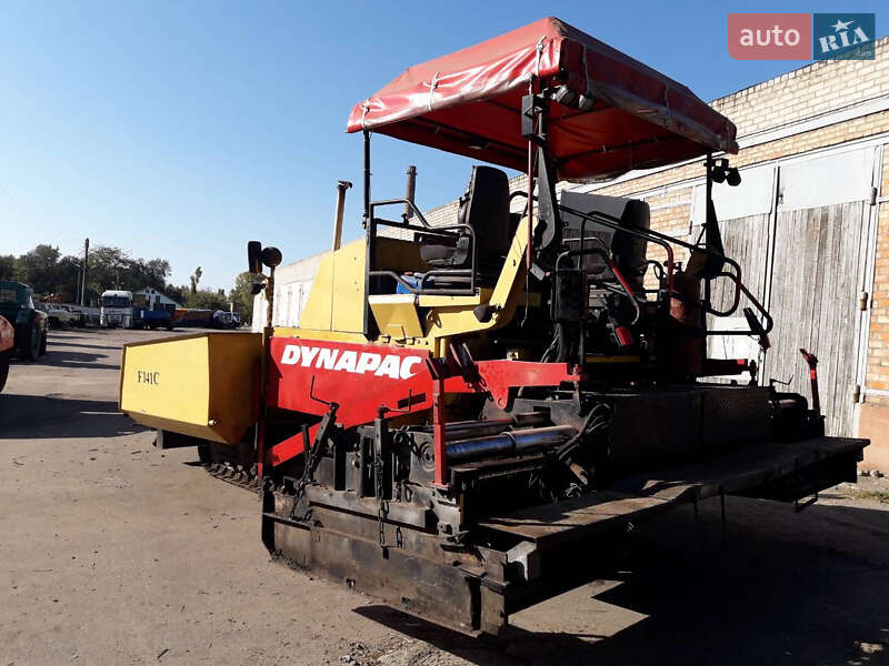 Асфальтоукладчик Dynapac F141 2006 в Кривом Роге