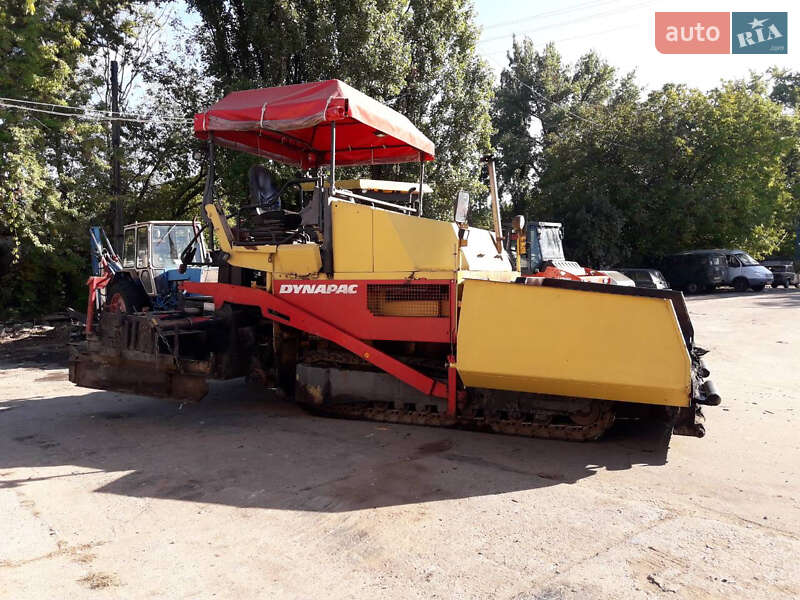 Асфальтоукладчик Dynapac F141 2006 в Кривом Роге