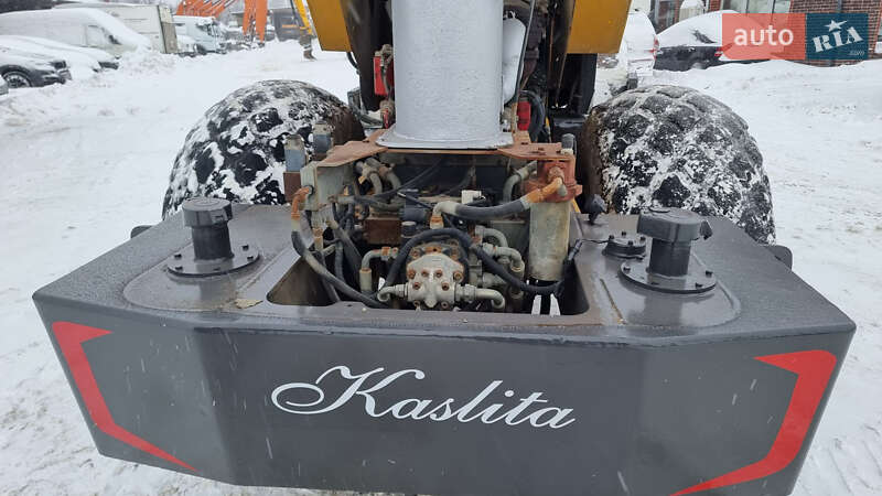 Каток ґрунтовий Dynapac LF 2010 в Одесі