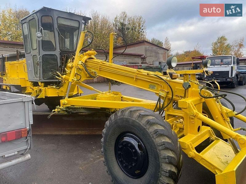 Автогрейдер ДЗ 143 1990 в Луцке