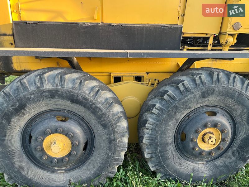 Автогрейдер ДЗ 180 1992 в Могилів-Подільському