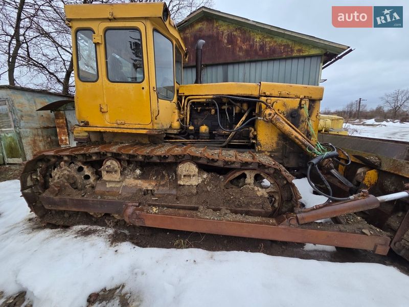 Бульдозер ДЗ 27 1989 в Івано-Франківську