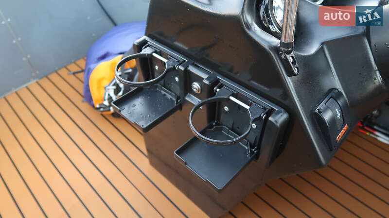 Катер Elete Pontoon Boats 24 2011 в Днепре