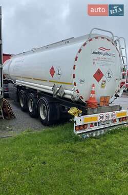Цистерна полуприцеп Elzam 3NC38 2001 в 