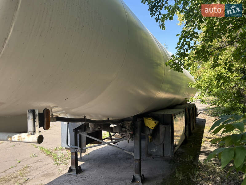 Цистерна полуприцеп ENERCO NС 2000 в Кривом Роге