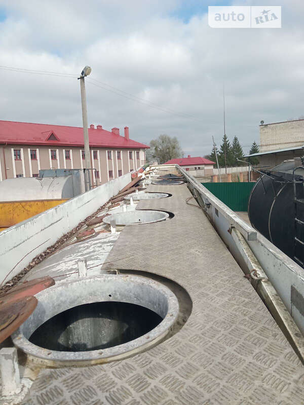 Цистерна напівпричіп ENERCO NZ 1993 в Львові