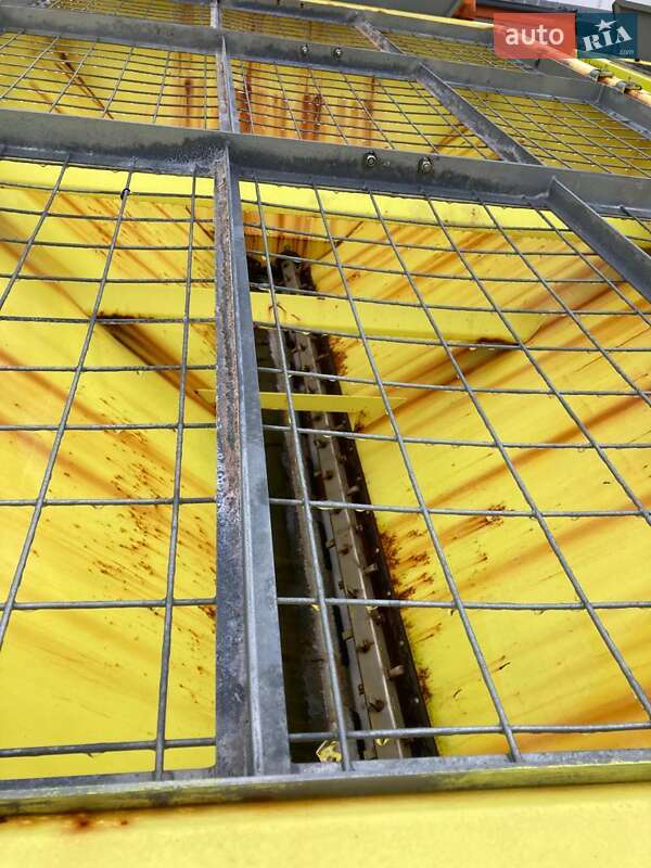 Пескоразбрасывающая машина Epoke Sirius 2008 в Черновцах фото 4 Пескоразбрасывающая машина Epoke Sirius 2008 в Черновцах