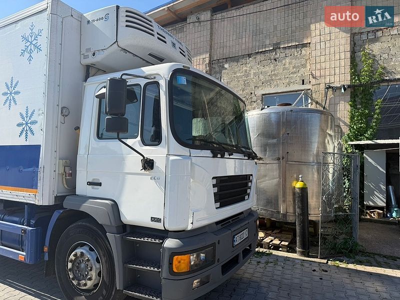 Рефрижератор ERF EC 2003 в Івано-Франківську