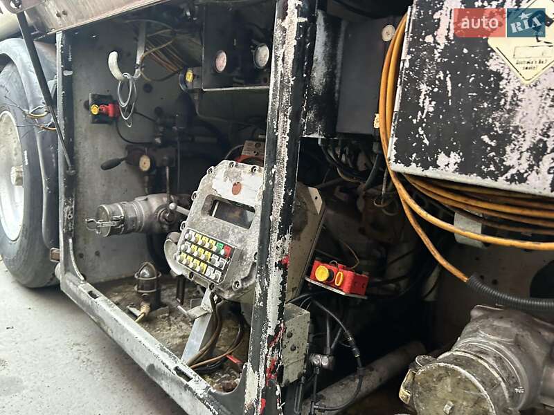 Цистерна напівпричіп Esterer 5281 1992 в Дніпрі фото 4 Цистерна напівпричіп Esterer 5281 1992 в Дніпрі