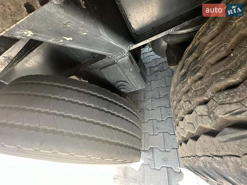 Цистерна напівпричіп Esterer DHE0189T 2001 в Черкасах фото 8 Цистерна напівпричіп Esterer DHE0189T 2001 в Черкасах