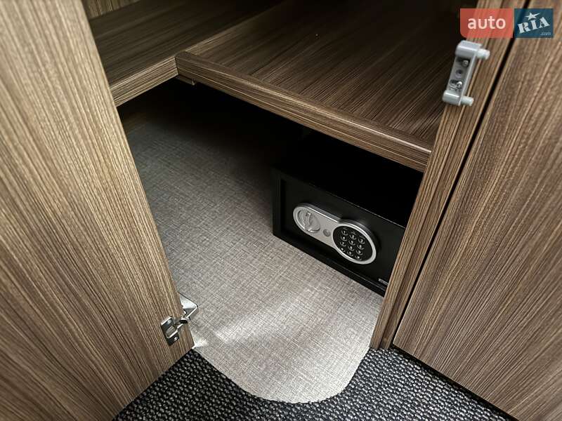 Мобільний будинок Eura Mobil Contura 766E 2021 в Рівному