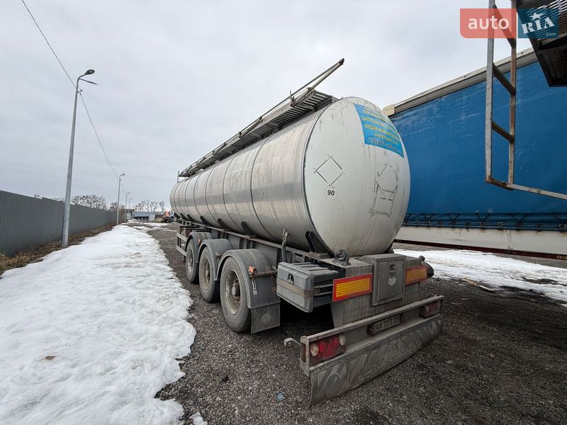 Цистерна напівпричіп Everlast F-EVL 2015 в Києві