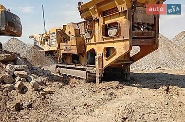 Дробарка (дробильна установка) Extec C12 plus 2009 в Одесі
