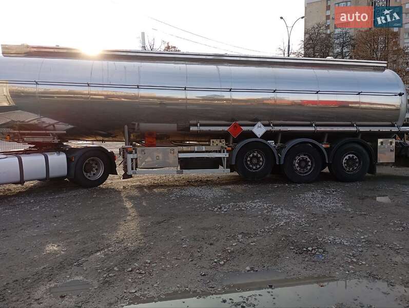 Цистерна напівпричіп Farcinox FX-312 2002 в Києві