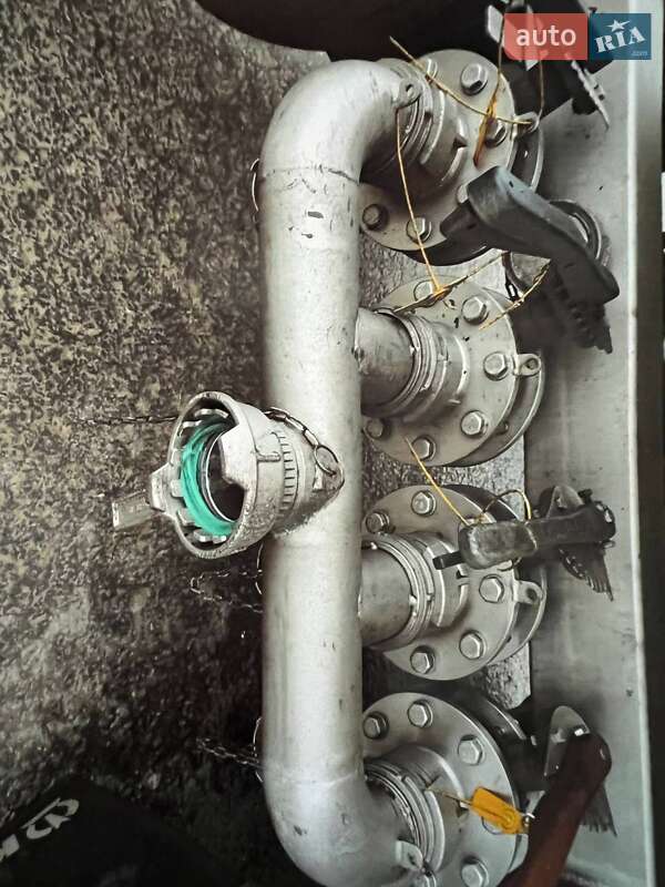 Цистерна напівпричіп Farcinox FX-312 2002 в Києві