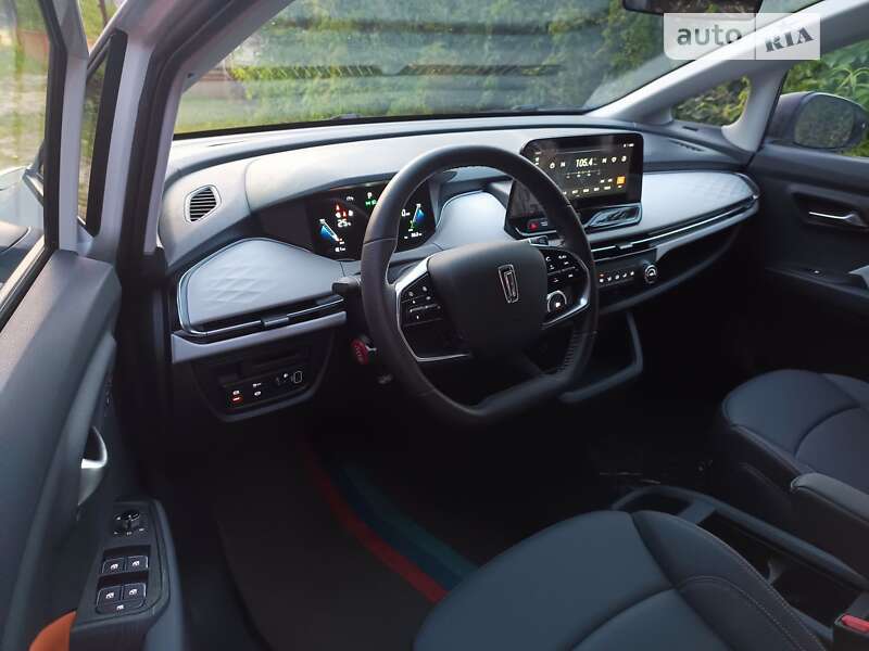 Універсал FAW Bestune NAT 2021 в Львові