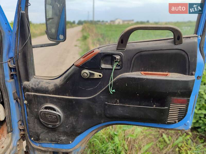 Эвакуатор FAW 1051 2006 в Львове