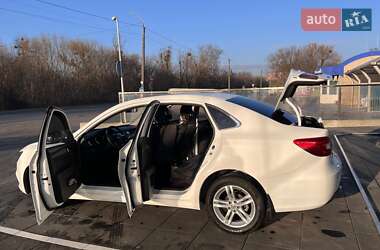 Седан FAW B30 2019 в 