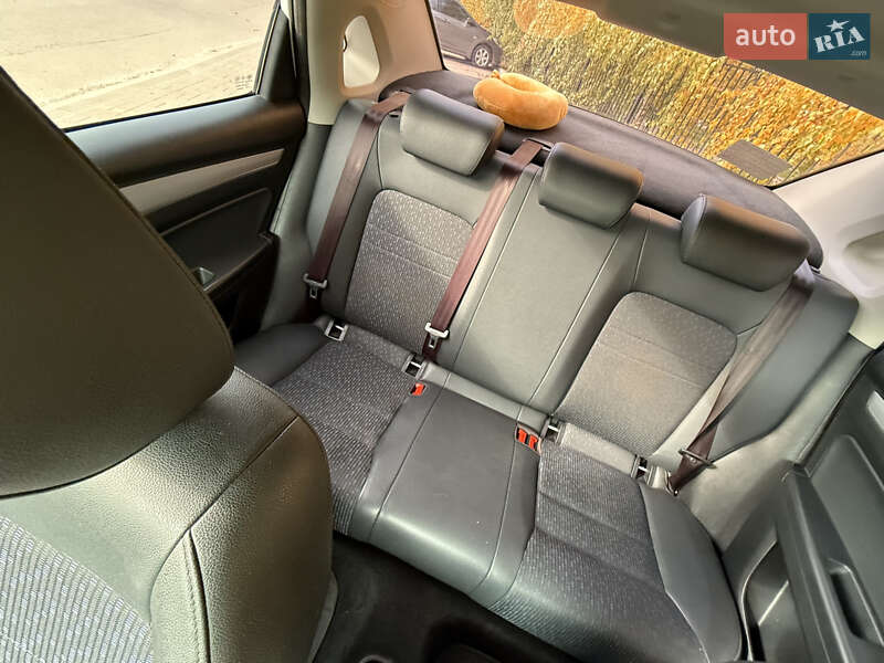 Седан FAW B30 2019 в Борисполі фото 28 Седан FAW B30 2019 в Борисполі