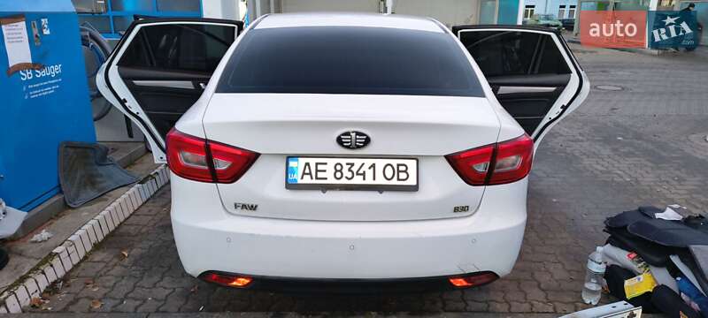 Седан FAW B30 2019 в Львові