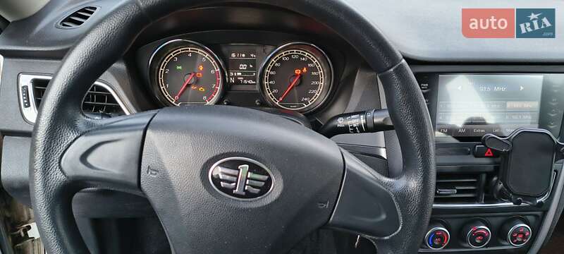 Седан FAW B30 2019 в Львові