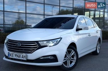 Седан FAW B30 2019 в Дніпрі