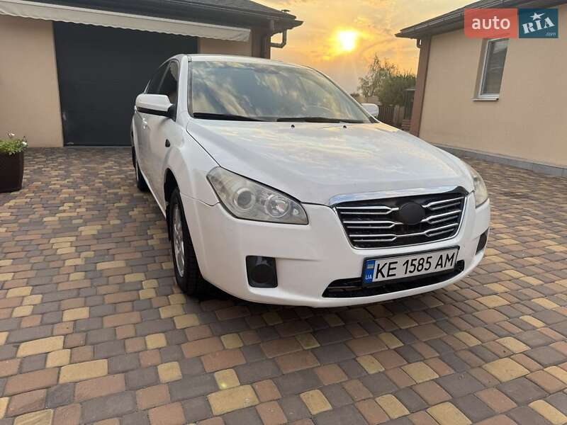 Седан FAW Besturn B50 2013 в Днепре