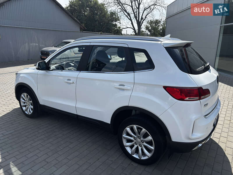 Позашляховик / Кросовер FAW Besturn X40 2020 в Полтаві фото 8 Позашляховик / Кросовер FAW Besturn X40 2020 в Полтаві