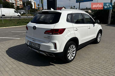 Внедорожник / Кроссовер FAW Besturn X40 2020 в 