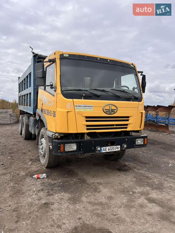 Самоскид FAW CA 3252P 2011 в Лобойківці