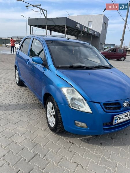 Хэтчбек FAW V2 2013 в Любашевке