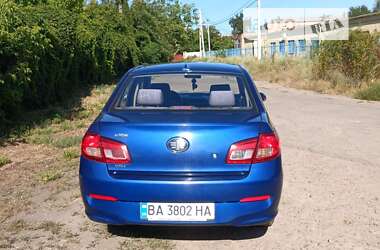 Седан FAW V5 2013 в 
