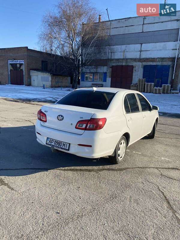 Седан FAW V5 2013 в Запоріжжі