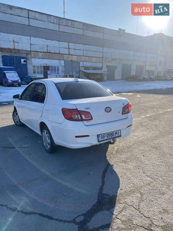 Седан FAW V5 2013 в Запоріжжі