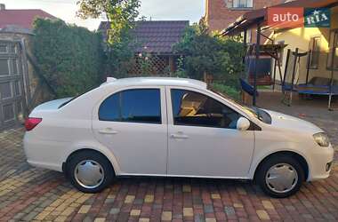 Седан FAW V5 2013 в 