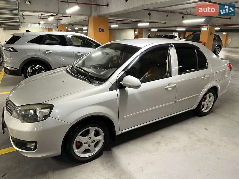 Седан FAW V5 2013 в Ізмаїлі фото 17 Седан FAW V5 2013 в Ізмаїлі