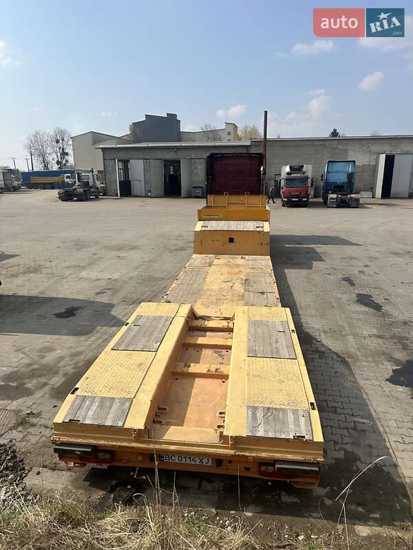 Низкорамная платформа Faymonville STBZ-2VA 2007 в Львове