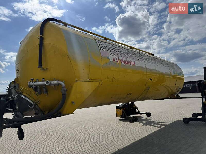 Цистерна Feldbinder 334ST 2012 в Черкассах