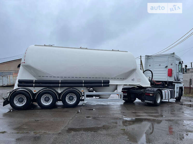 Цистерна полуприцеп Feldbinder EUT 2000 в Одессе