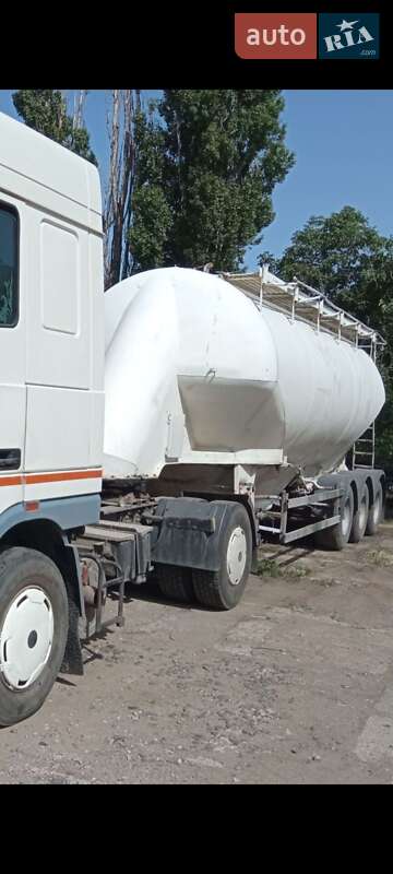 Цистерна Feldbinder EUT 1980 в Ізмаїлі