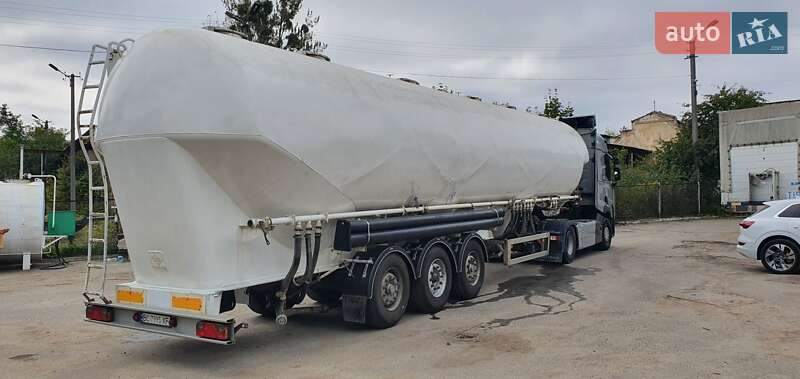 Цистерна полуприцеп Feldbinder EUT 1998 в Львове фото 2 Цистерна полуприцеп Feldbinder EUT 1998 в Львове